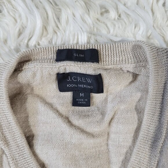 J. Crew Merino Wool V-Neck Sweater Size Medium -‎ Style J7958 - Picture 5 of 14
